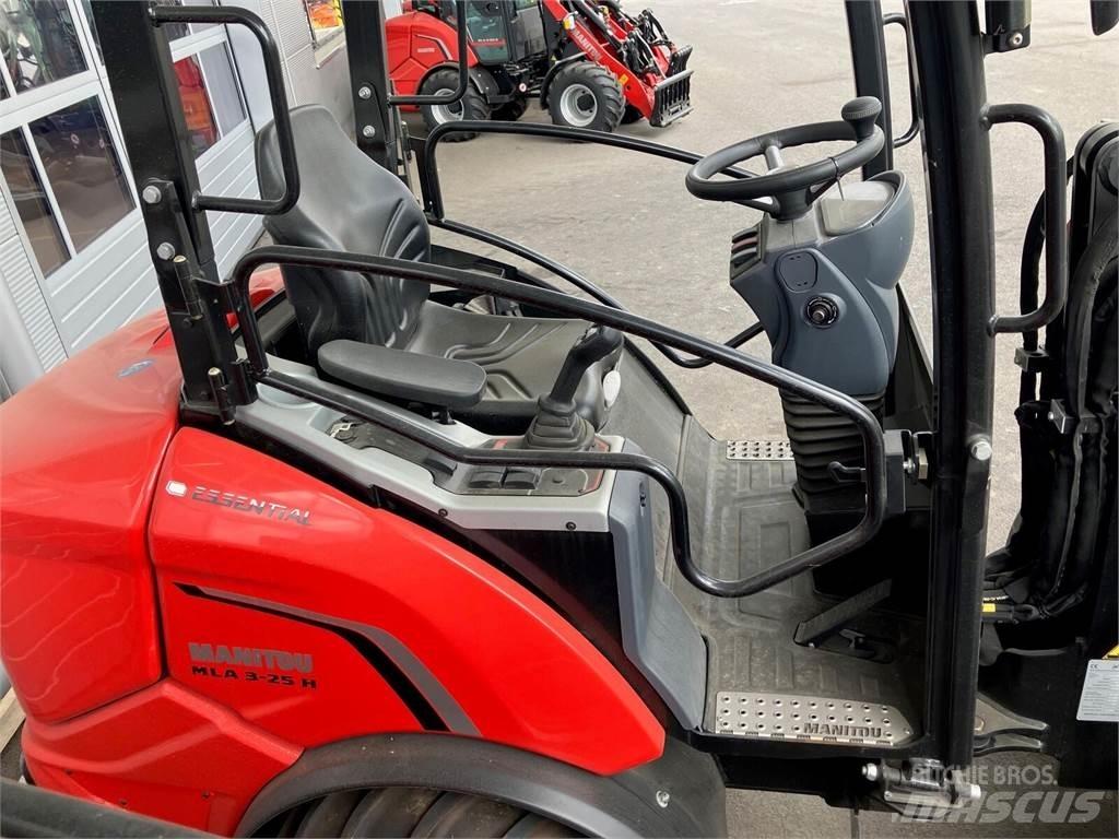 Manitou MLA 3-25 لوادر وحفارات أمامية