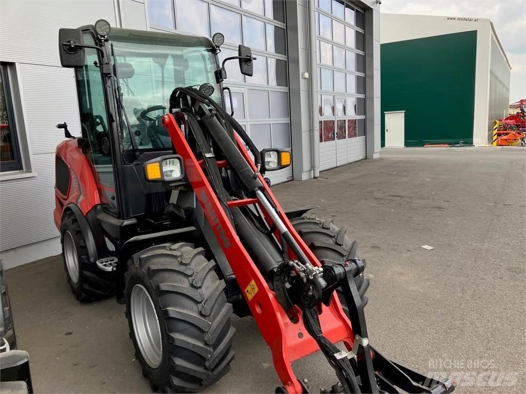 Manitou MLA 5-50 لوادر وحفارات أمامية