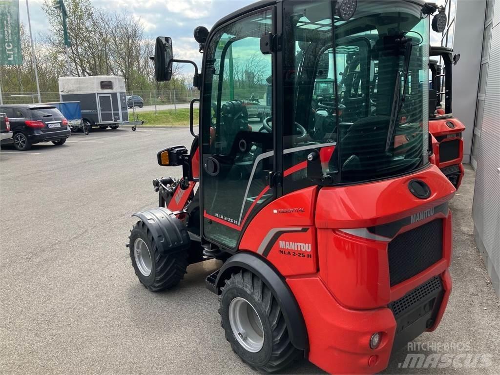 Manitou MLA2-25 لوادر وحفارات أمامية