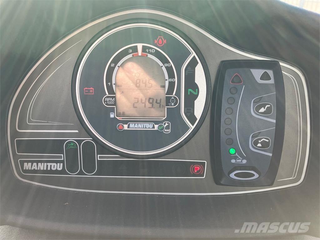 Manitou MLT625 مناولات متداخلة