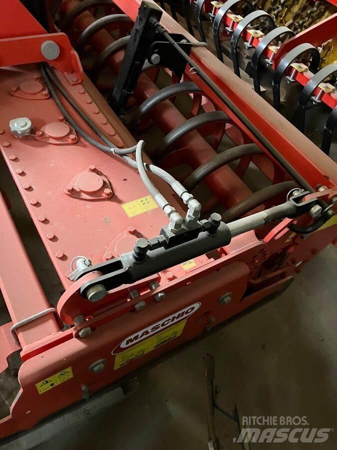 Maschio DC 3000 زحافات ساحقة
