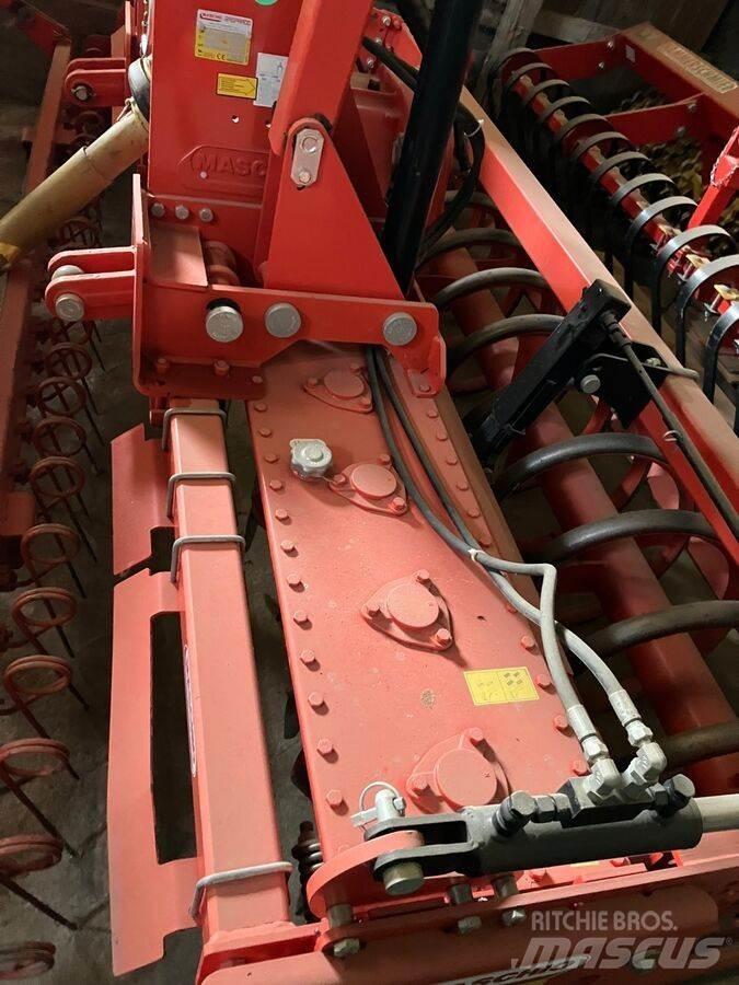 Maschio DC 3000 زحافات ساحقة