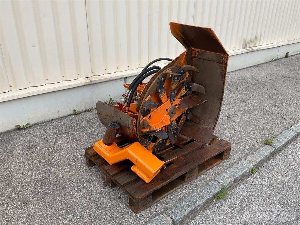 Mulag GF 2 900 R ركوب الحشائش