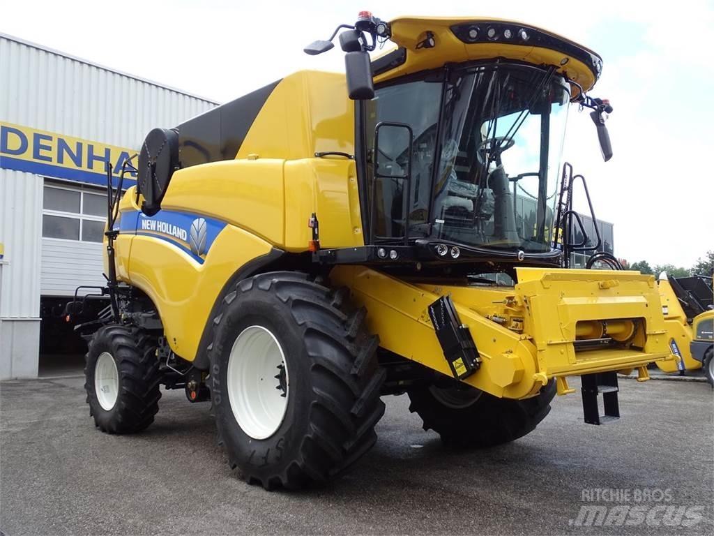 New Holland CX 8.80 حصادات