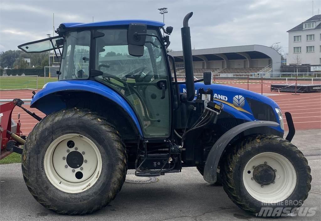 New Holland T 5.75 الجرارات
