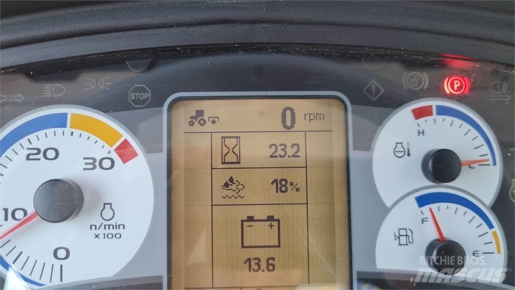 New Holland T5.110 الجرارات