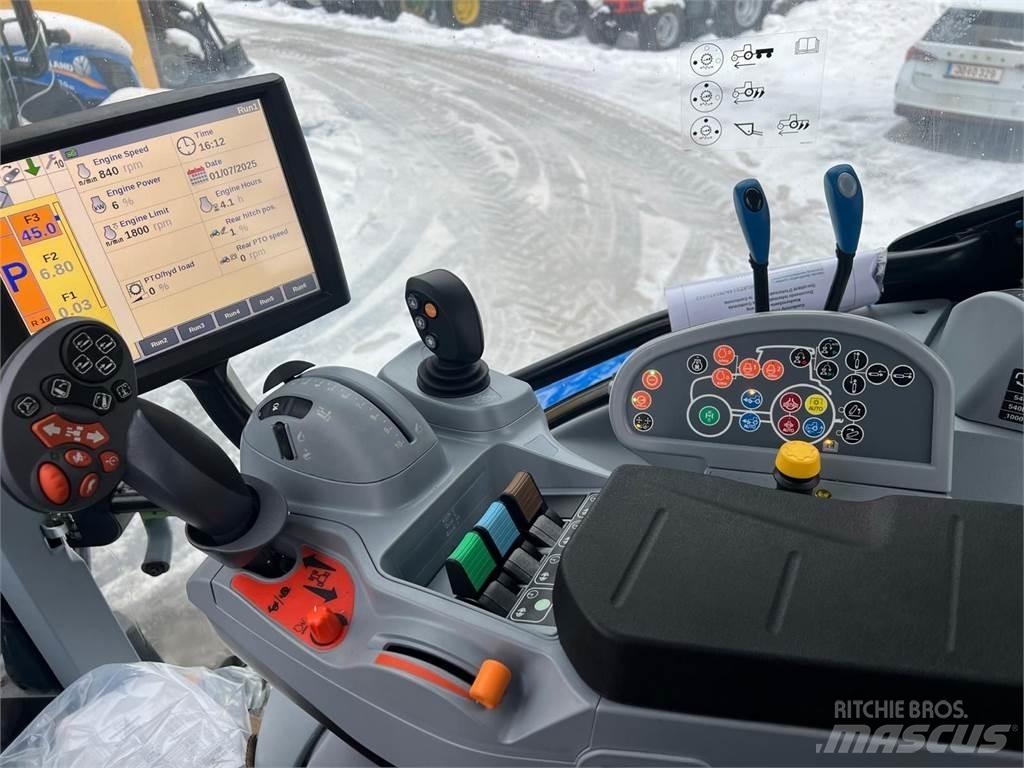 New Holland T5.140 الجرارات