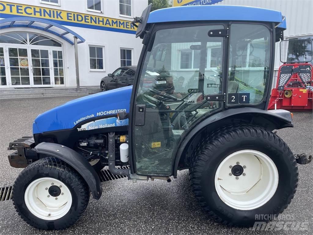 New Holland TCE 55 الجرارات