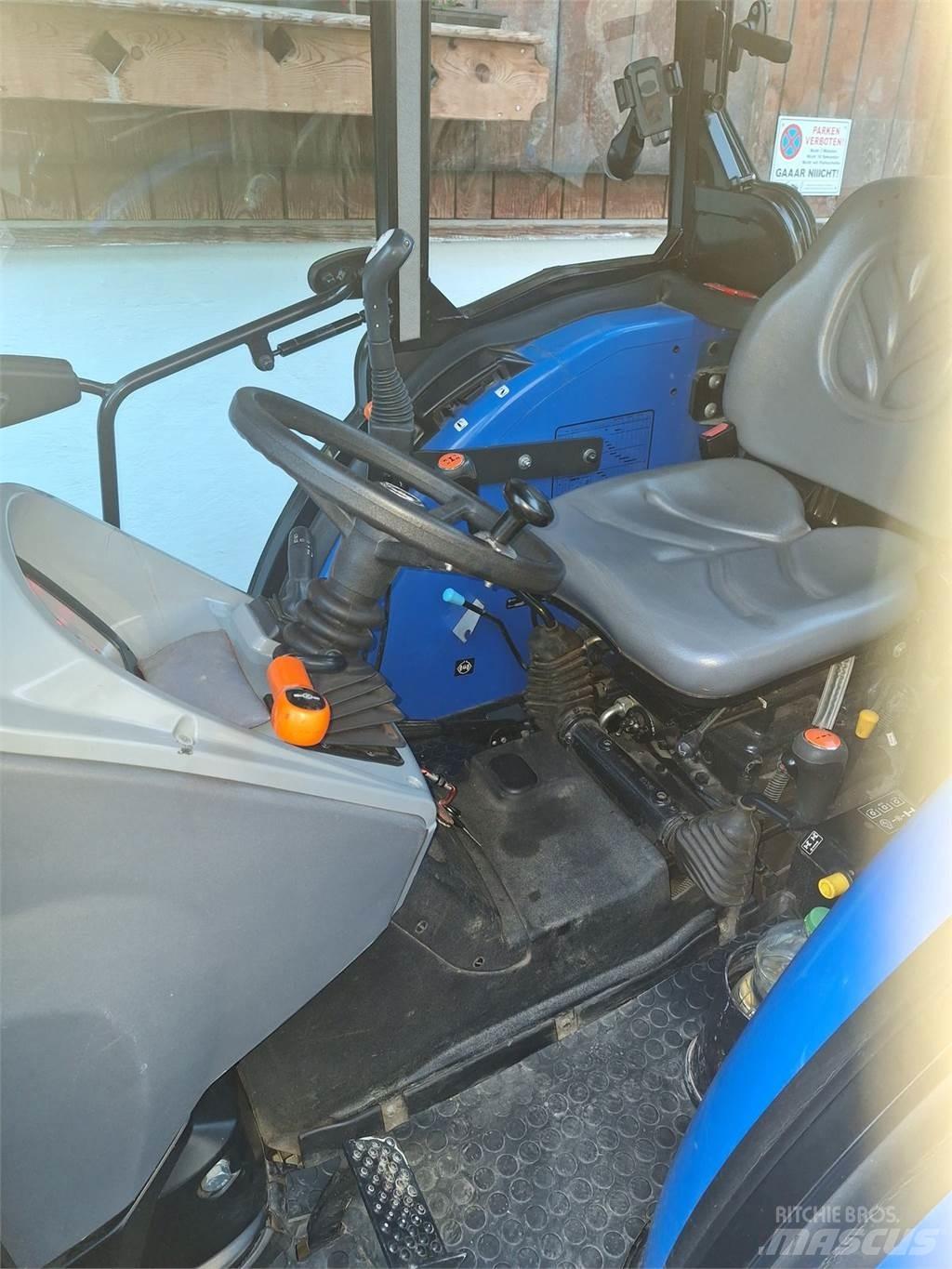 New Holland TD3.50 الجرارات