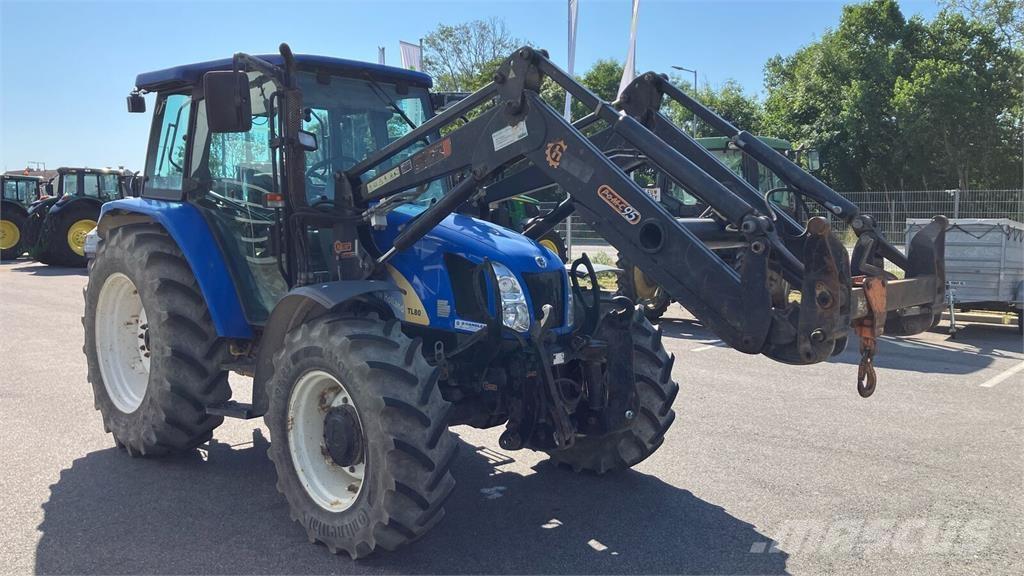 New Holland TL 80 A الجرارات