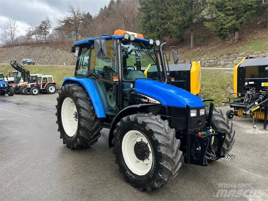 New Holland TL 90 الجرارات