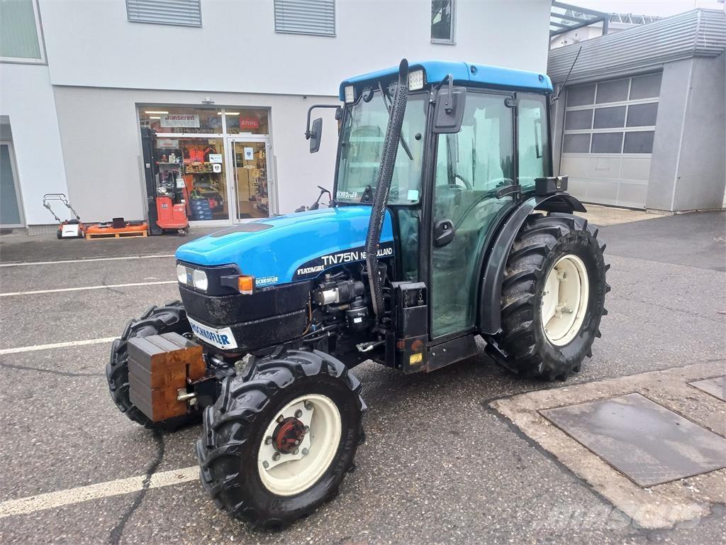 New Holland TN-N 75 الجرارات