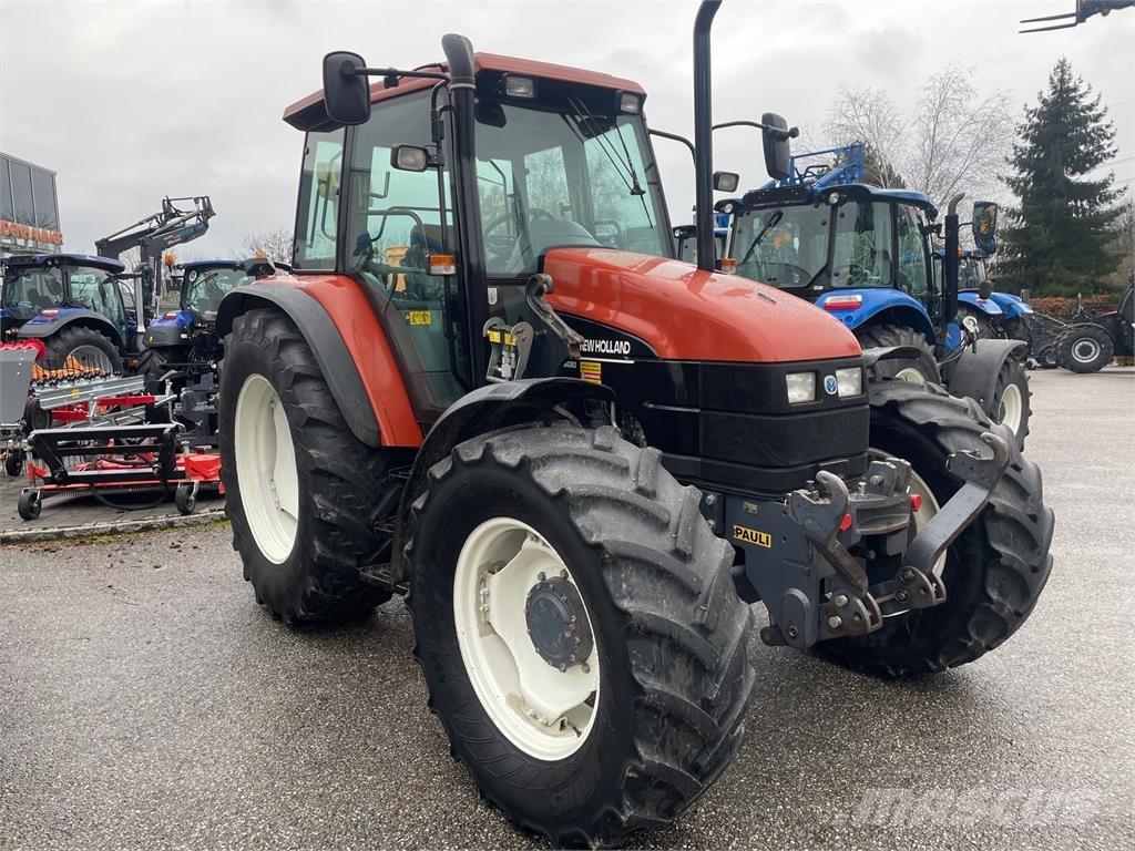 New Holland TS110 الجرارات