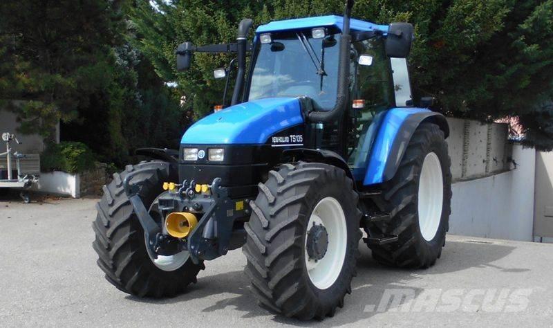 New Holland TS115 الجرارات