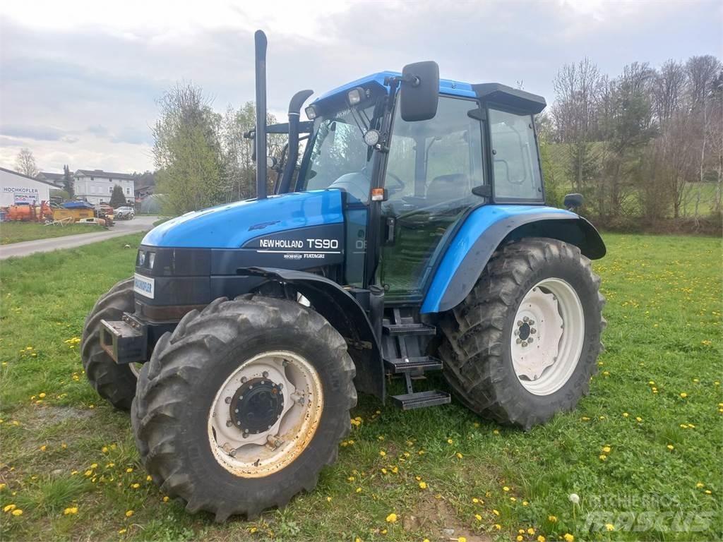 New Holland TS90 الجرارات