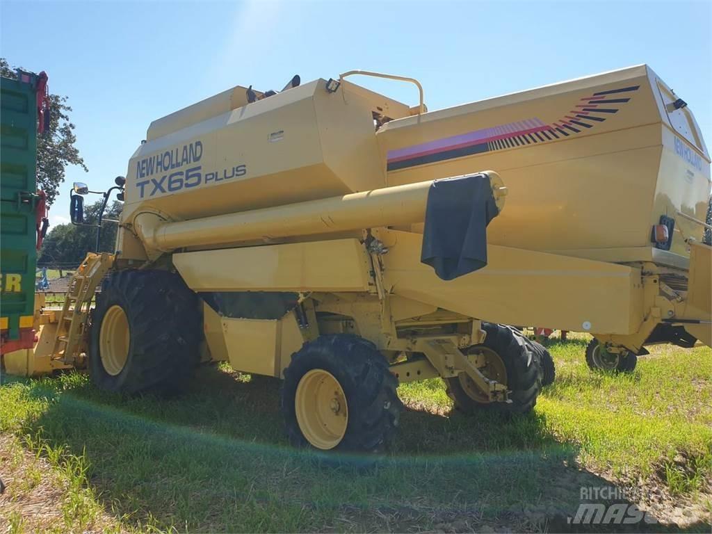 New Holland TX 65 حصادات