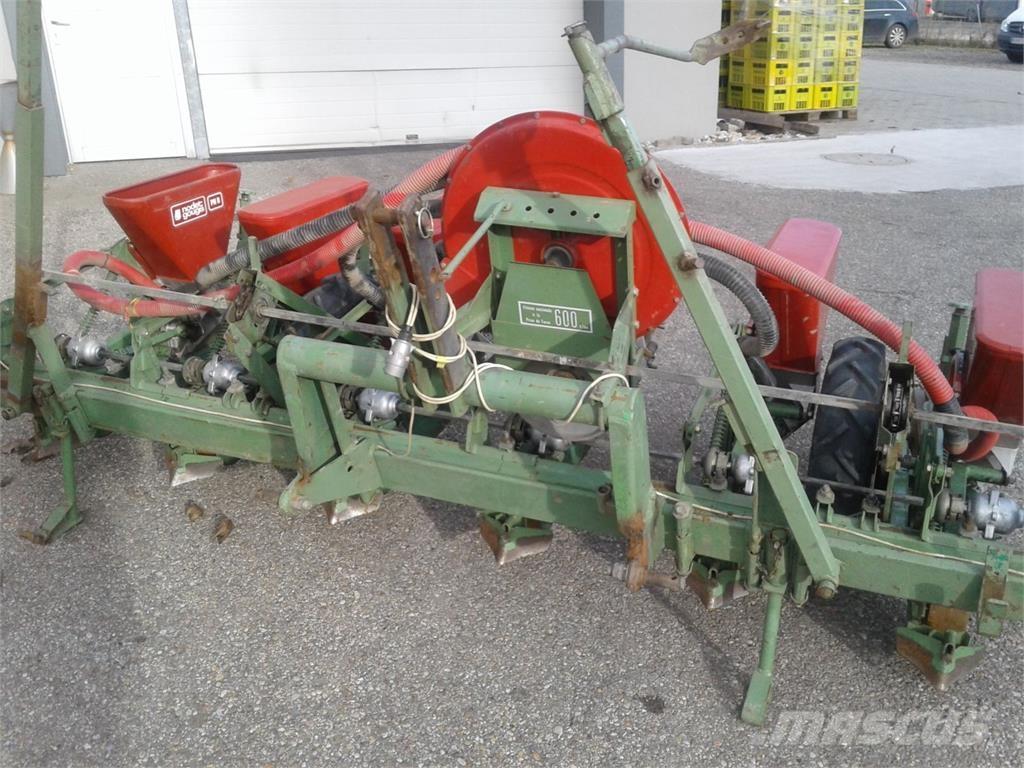 Nodet 6 Reihig معدات بذر