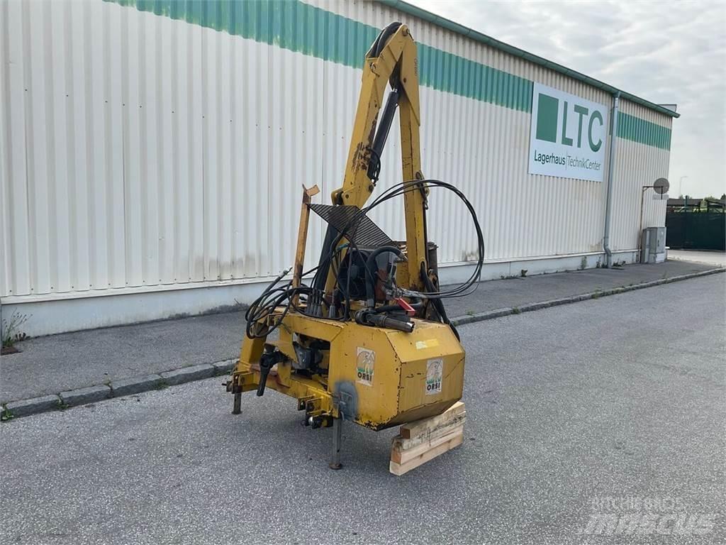 Orsi CR 650 جزازات وأغطية المراعي
