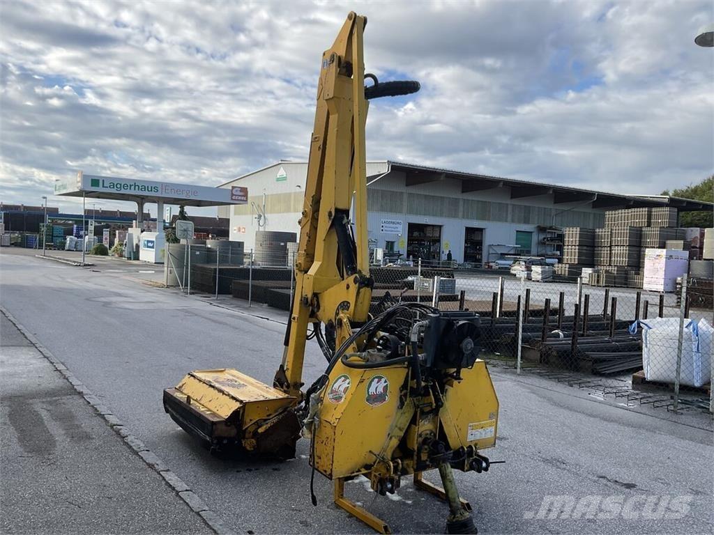 Orsi Royal 760 T ركوب الحشائش