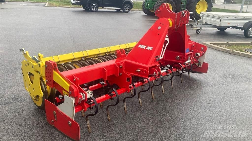 Pöttinger Fox 300 زحافات ساحقة