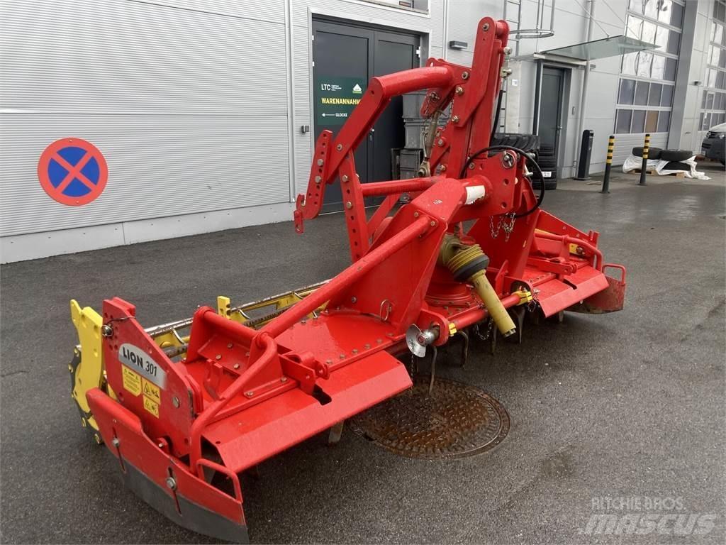 Pöttinger Lion 301 زحافات ساحقة