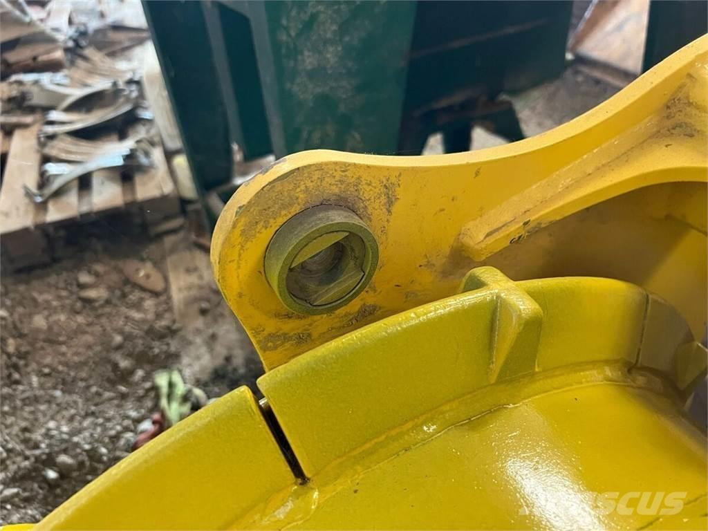 Pöttinger Lion 503C زحافات ساحقة