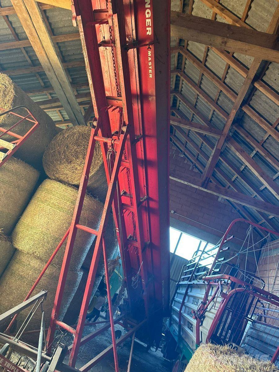 Pöttinger Master معدات نقل