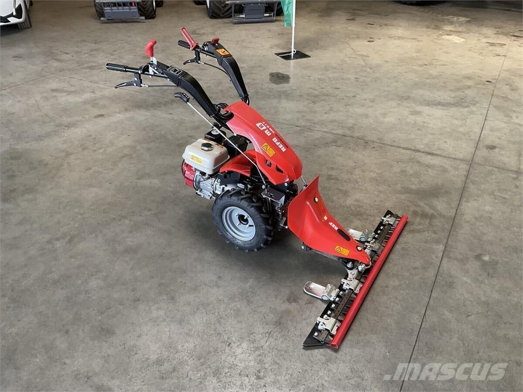 Reform CM 817 ركوب الحشائش