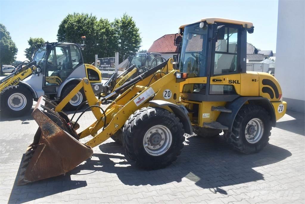 Schaeff SKL 834 لوادر بعجل
