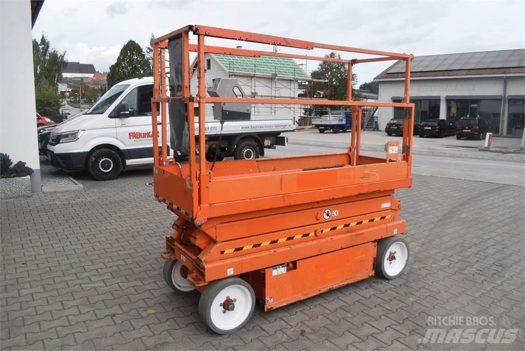 SkyJack SJ III 3220 رافعات سلة مفصلية
