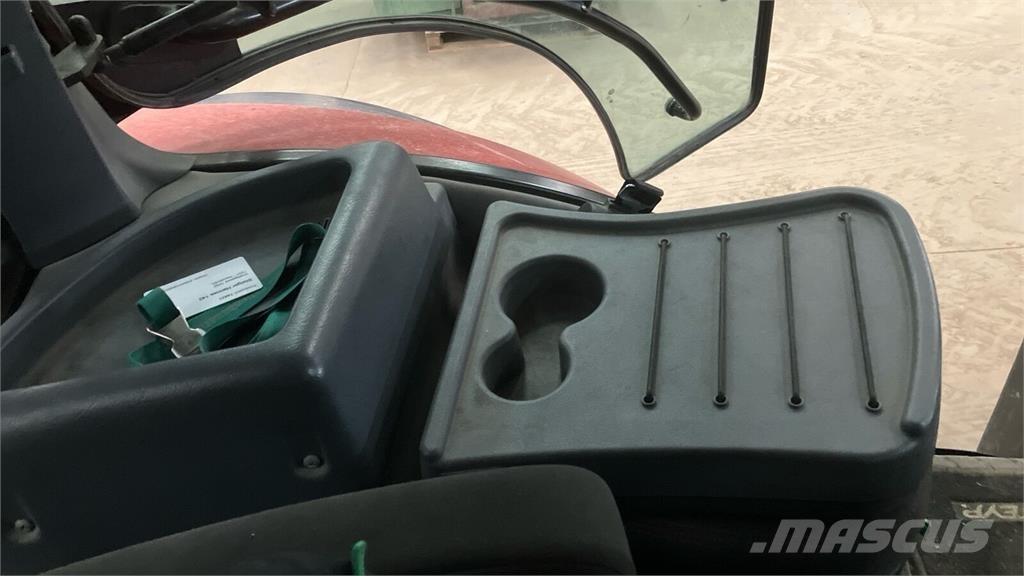 Steyr 6185 CVT الجرارات