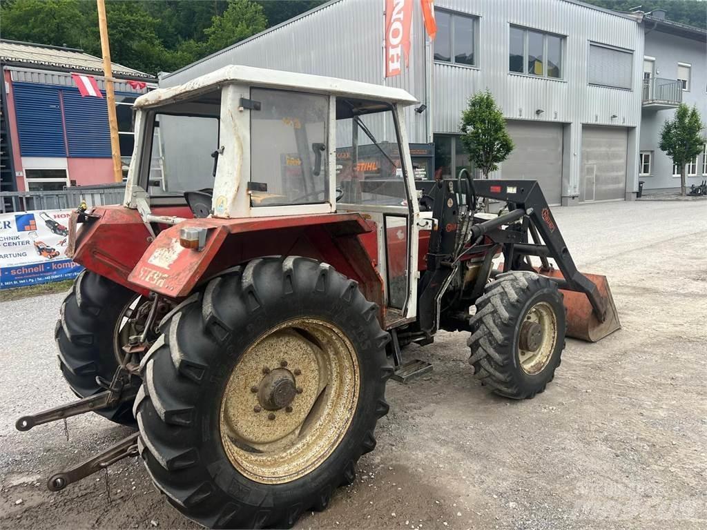 Steyr 8075 الجرارات