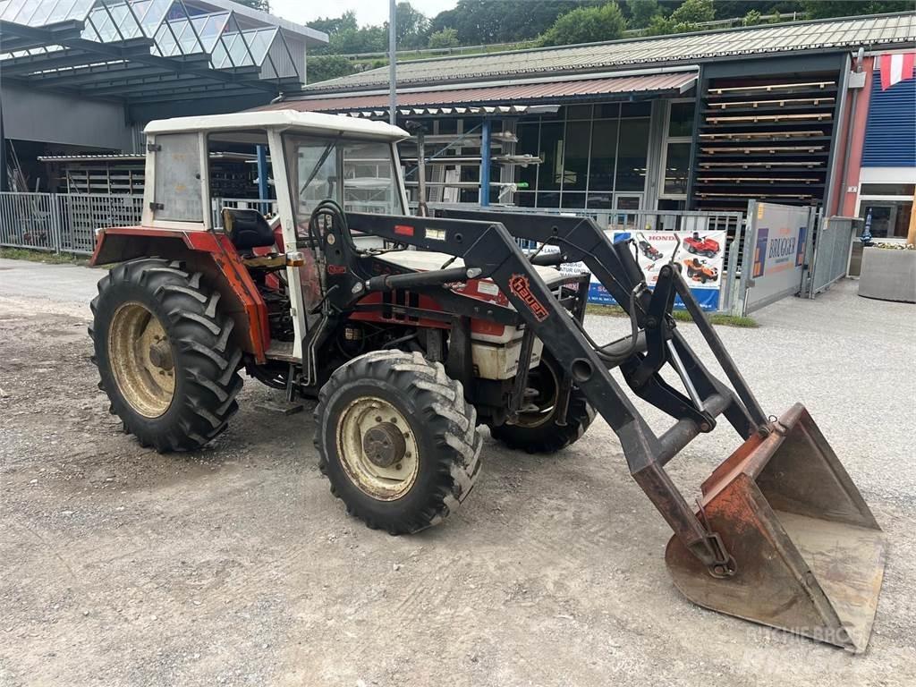 Steyr 8075 الجرارات
