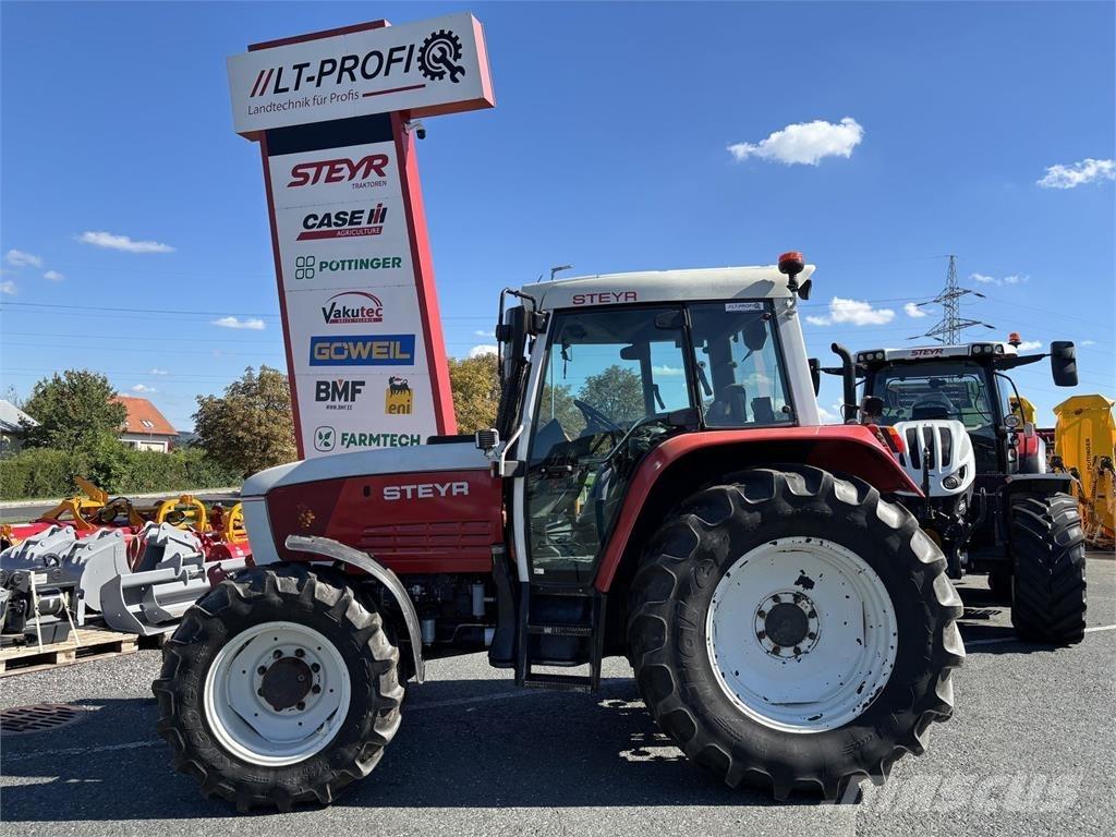 Steyr 9086 A T الجرارات