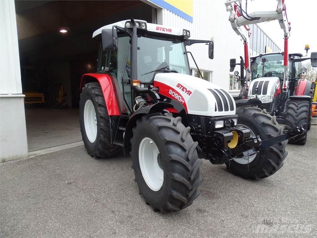 Steyr 9090 M Profi الجرارات