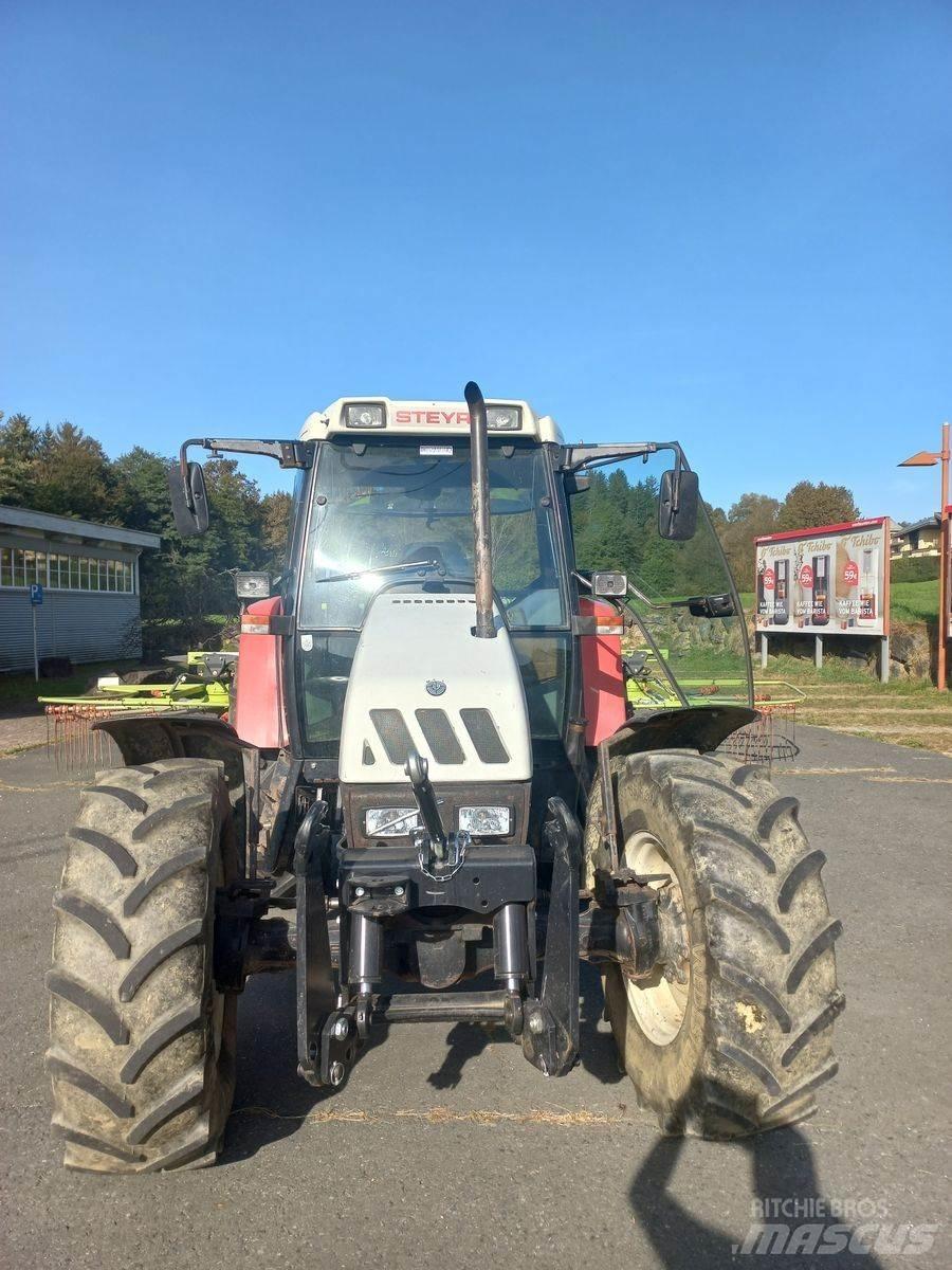 Steyr 9094 A T الجرارات