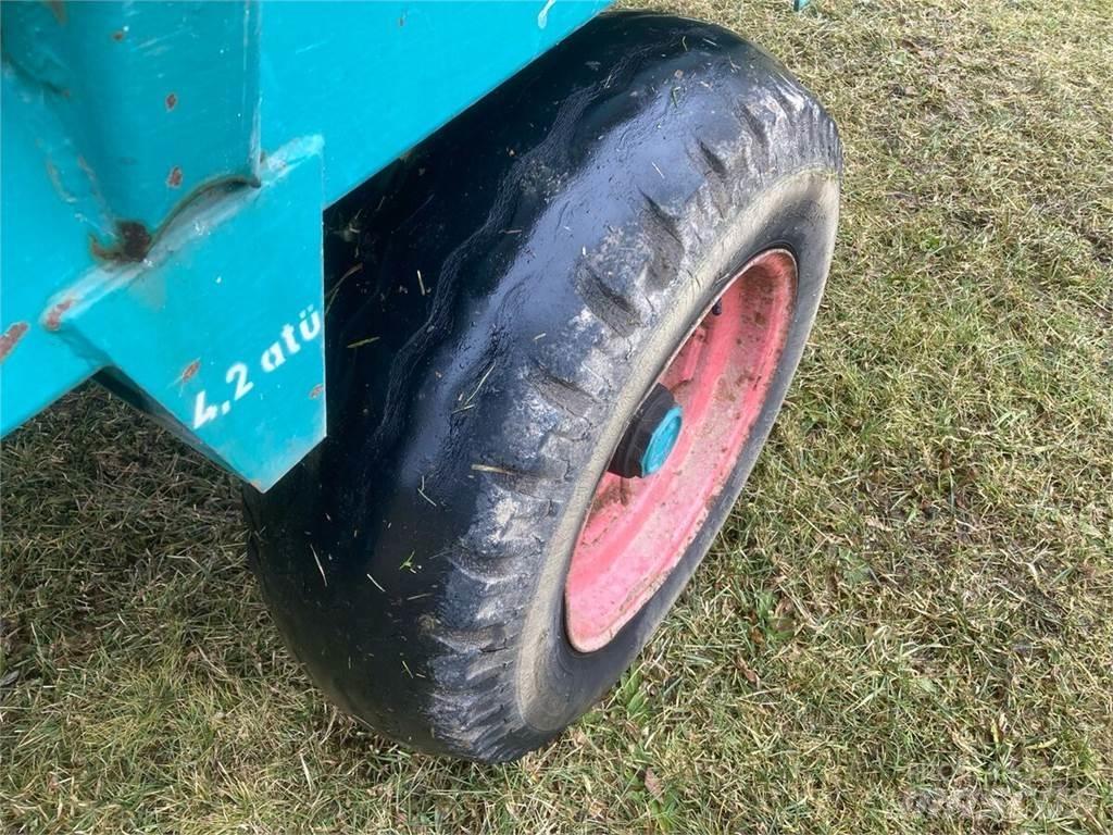 Steyr Hamster 803V مقطورات ذاتية التحميل