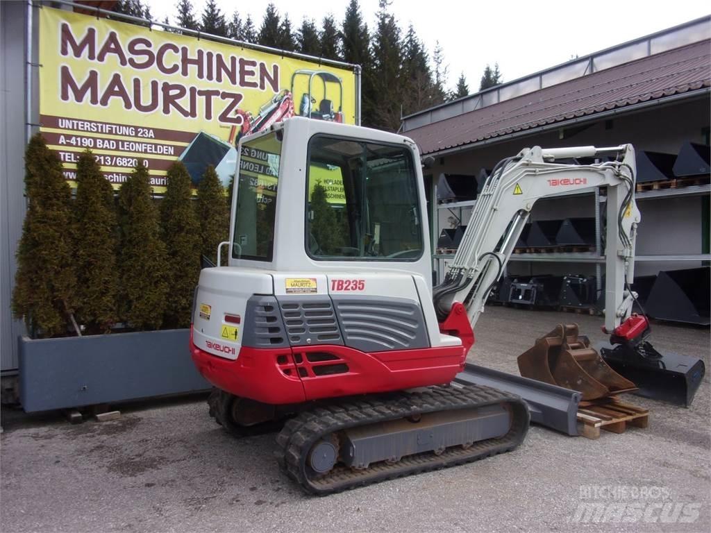 Takeuchi TB 235 حفارات صغيرة أقل من 7 طن (حفارات صغيرة)