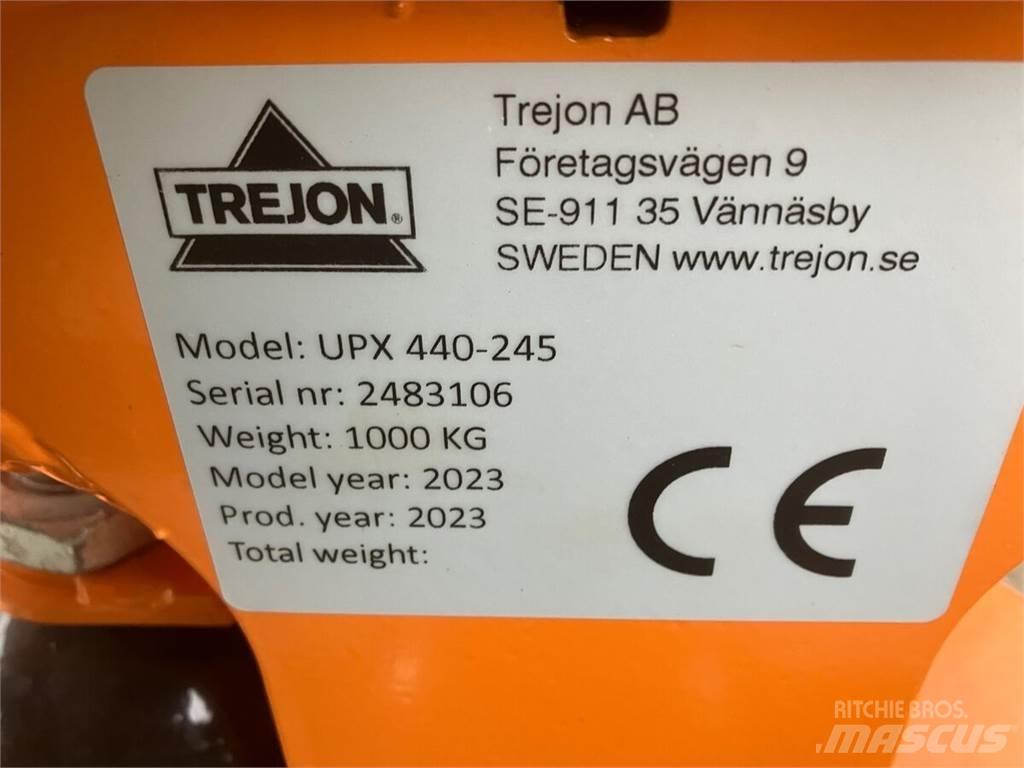 Trejon UPX 440-245 ماكينات الطرق والجليد الأخرى
