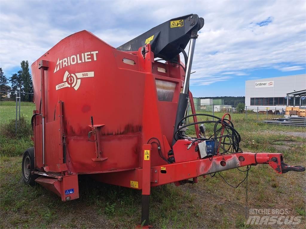 Trioliet Gigant 900 ماكينات زراعية أخرى
