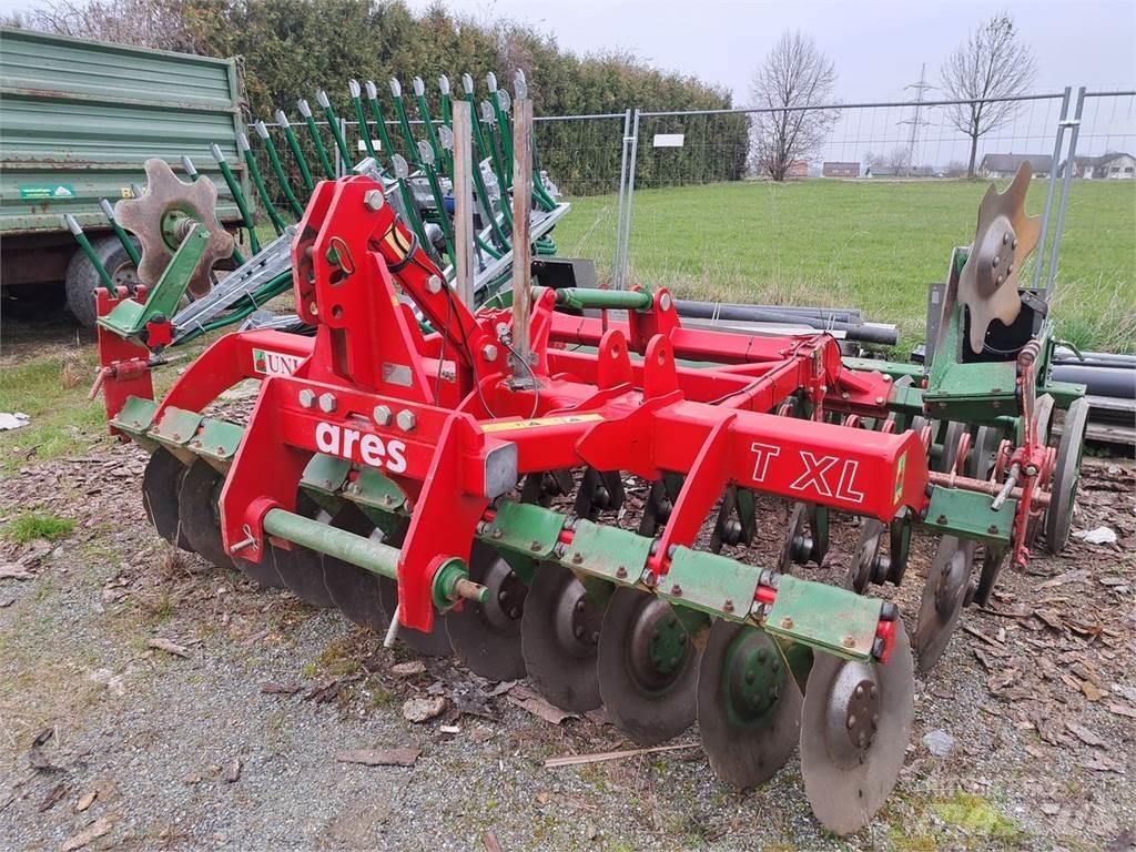 Unia Ares 560 T XL زحافات ساحقة