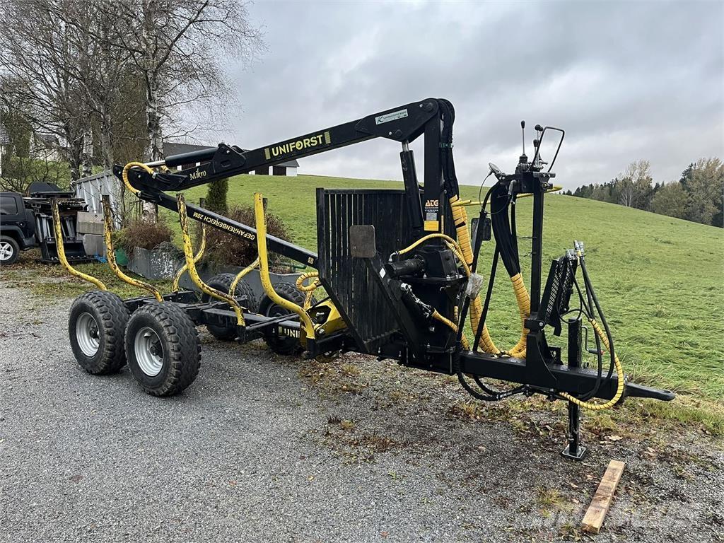  Uniforst Micro 52 مقطورات تحريج