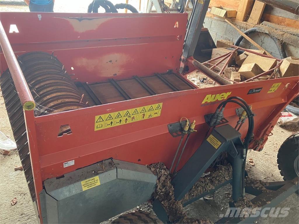  V معدات أخرى لحصاد العلف