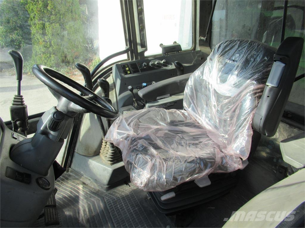 Valtra 6200 الجرارات