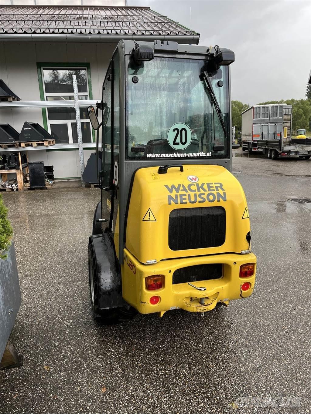 Wacker Neuson WL 20 لوادر وحفارات أمامية