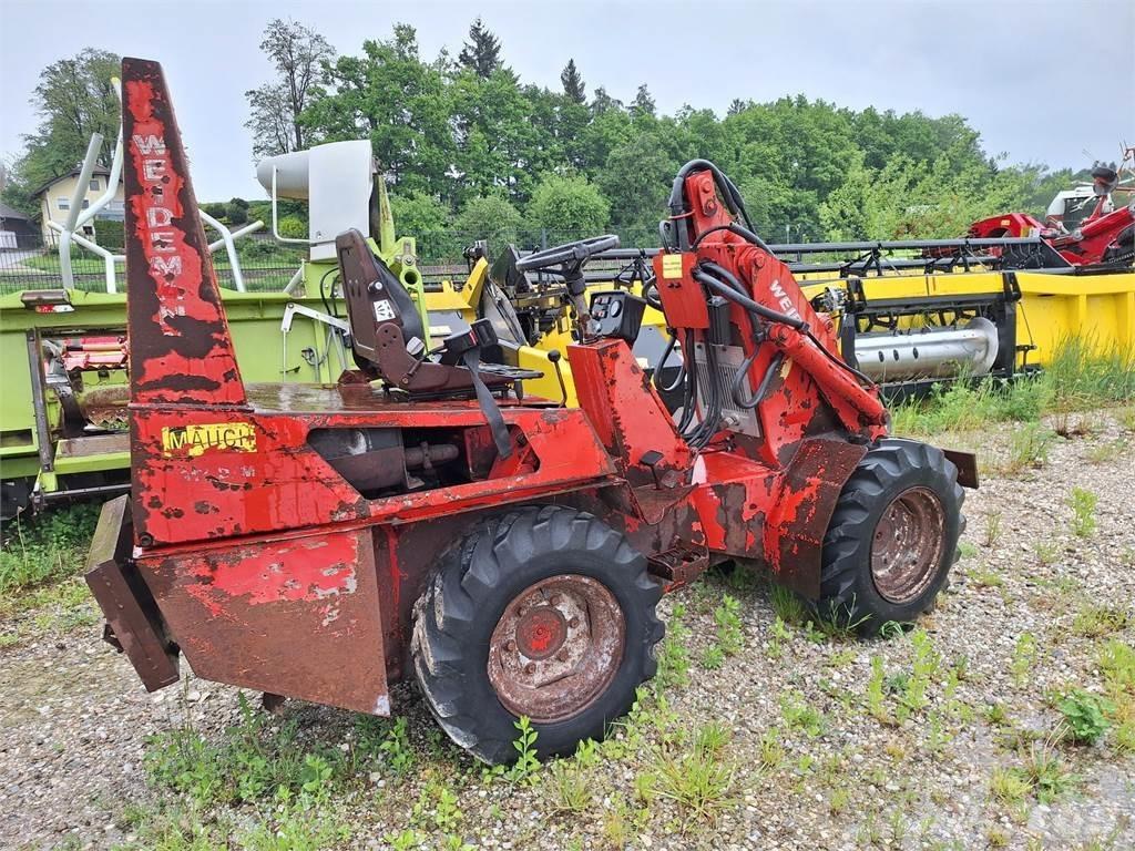 Weidemann 917 D/M لوادر وحفارات أمامية