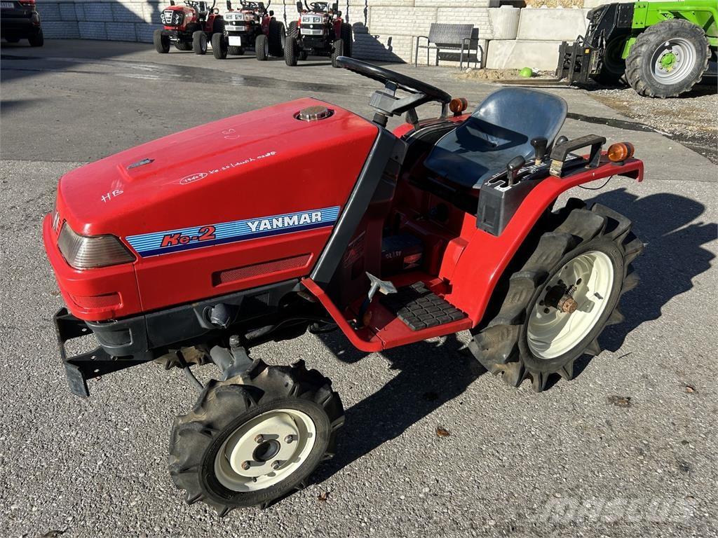 Yanmar  الجرارات