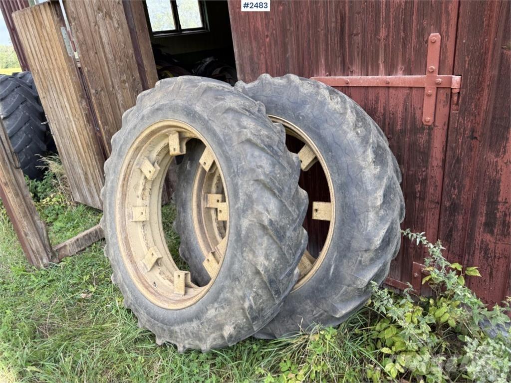 Goodyear 13.6-38 ملحقات