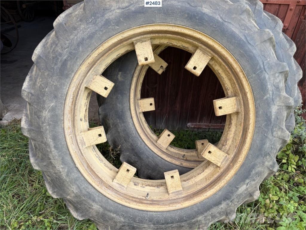 Goodyear 13.6-38 ملحقات