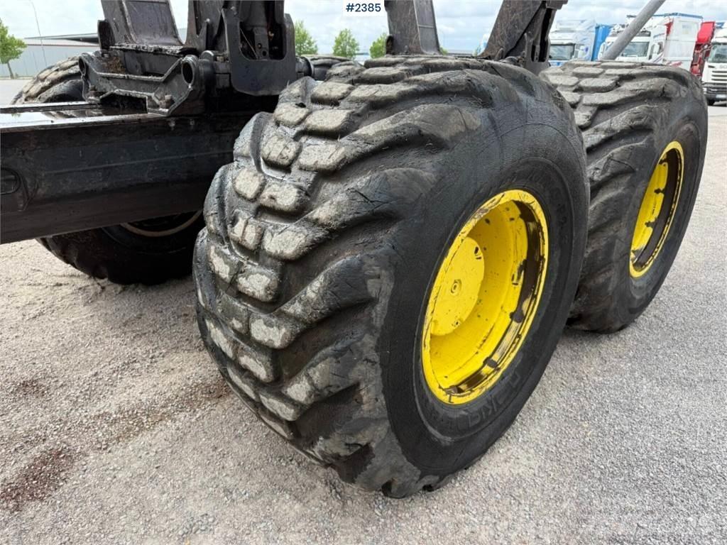 John Deere 1910G شاحنات
